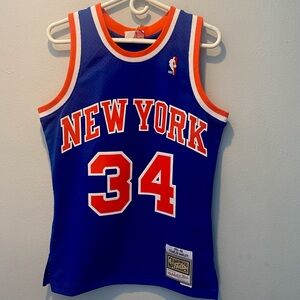 New York Knicks jersey